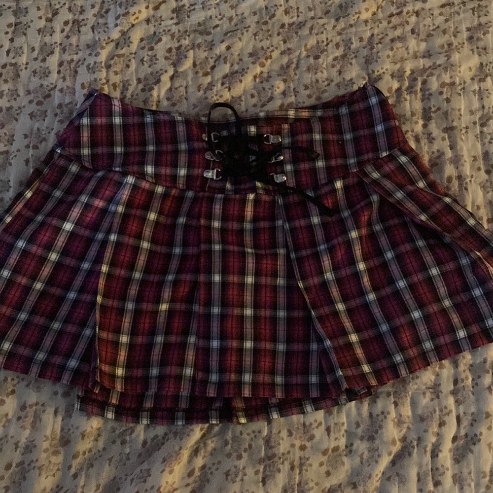Pink plaid lace up pleated skirt